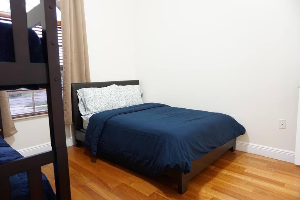 New Luxury Vacation Dream Rental- Sleeps 15! Miami Kültér fotó