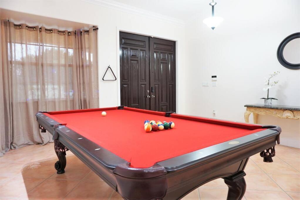 New Luxury Vacation Dream Rental- Sleeps 15! Miami Kültér fotó