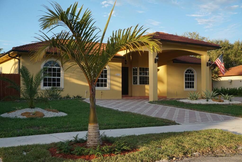 New Luxury Vacation Dream Rental- Sleeps 15! Miami Kültér fotó