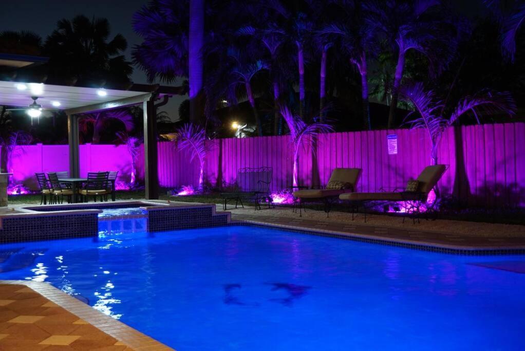 New Luxury Vacation Dream Rental- Sleeps 15! Miami Kültér fotó